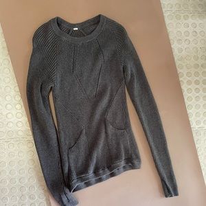 Small long sleeve lululemon sweater
